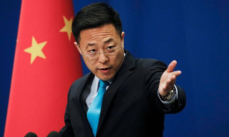 Phát ngôn viên Bộ Ngoại giao Trung Quốc Triệu Lập Kiên tại họp báo ở Bắc Kinh hồi tháng 2. Ảnh: AP.