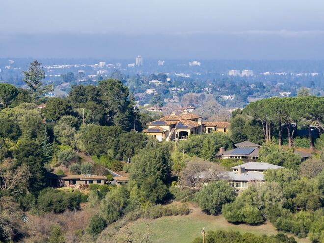 Los Altos Hills, California 