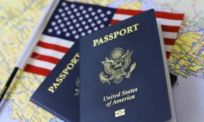 Số người từ bỏ quốc tịch Mỹ tăng cao kỷ lục