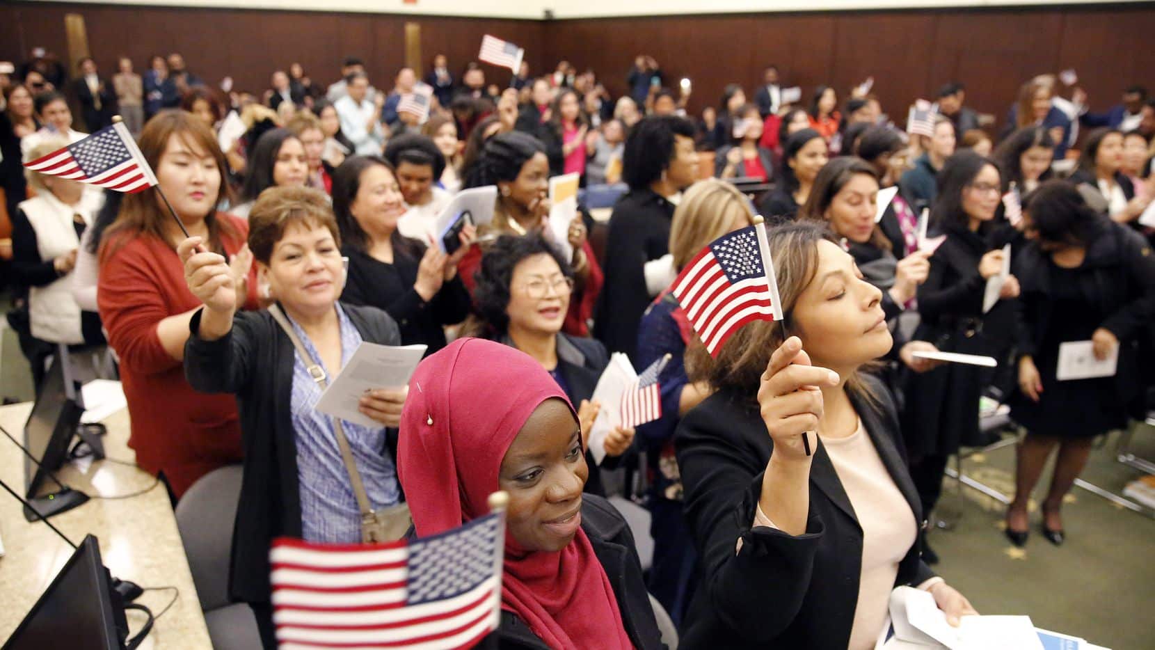 Mỹ thay đổi bài thi quốc tịch Mỹ dành cho dân nhập cư