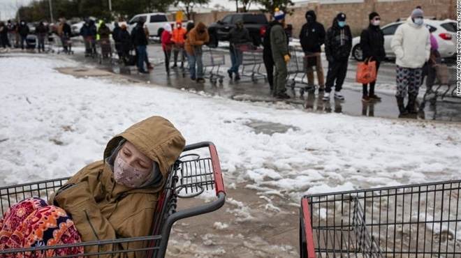 Thảm họa thời tiết tại Mỹ khiến 157 triệu người khốn đốn