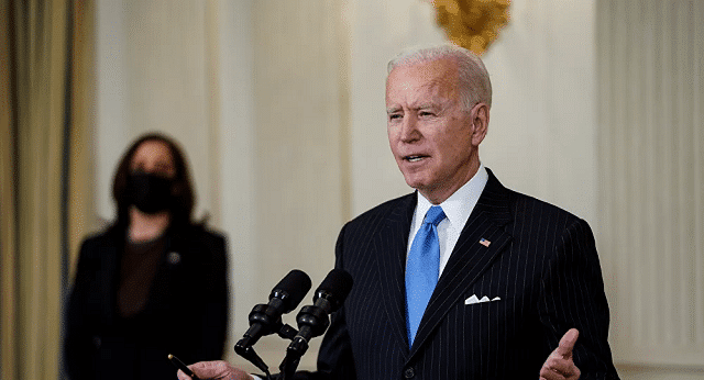 Ông Joe Biden gọi nhầm phó tướng Harris là tổng thống Mỹ