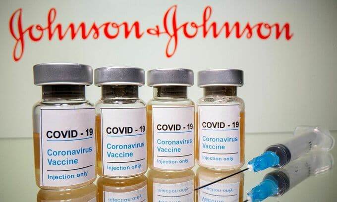 Hàng nghìn người Mỹ hủy đặt tiêm vaccine Johnson & Johnson