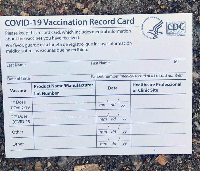 Giấy chứng nhận tiêm chủng vaccine COVID-19 được rao bán với giá 9-11 USD trên eBay