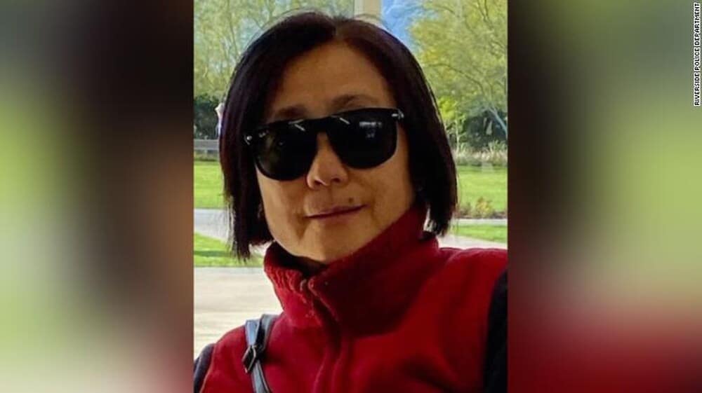 Người phụ nữ Mỹ gốc Á bị kẻ lạ mặt sát hại khi đang đi dạo