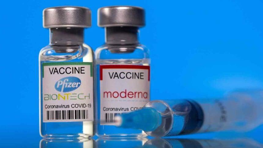 Mỹ cảnh báo về triệu chứng viêm tim khi tiêm vaccine Pfizer và Moderna
