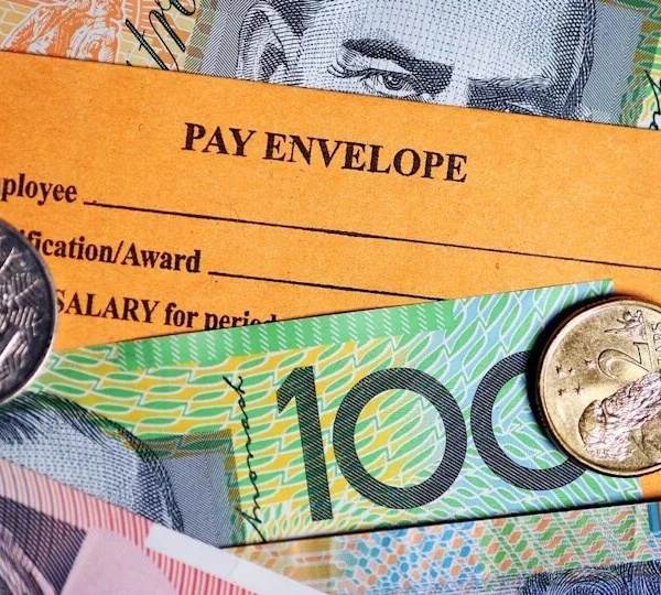 Úc tăng lương tối thiểu lên 5,2% bất chấp áp lực lạm phát