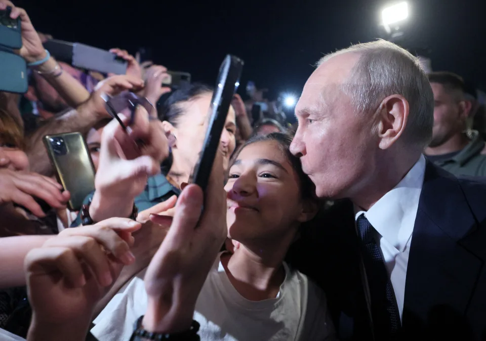 Rầm rộ tin đồn tổng thống Nga sử dụng người đóng thế